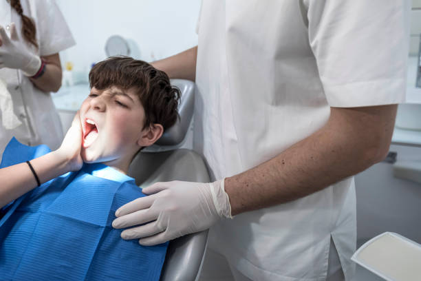 Best Weekend Emergency Dentist in Ivanhoe, CA
