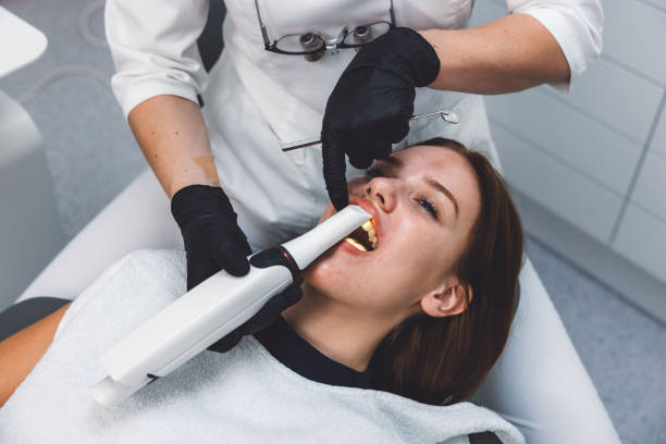 Best Emergency Tooth Extraction in Ivanhoe, CA